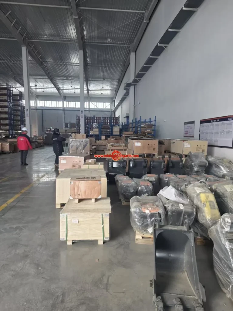 图片[11]-Warehouse-Mining Truck Parts
