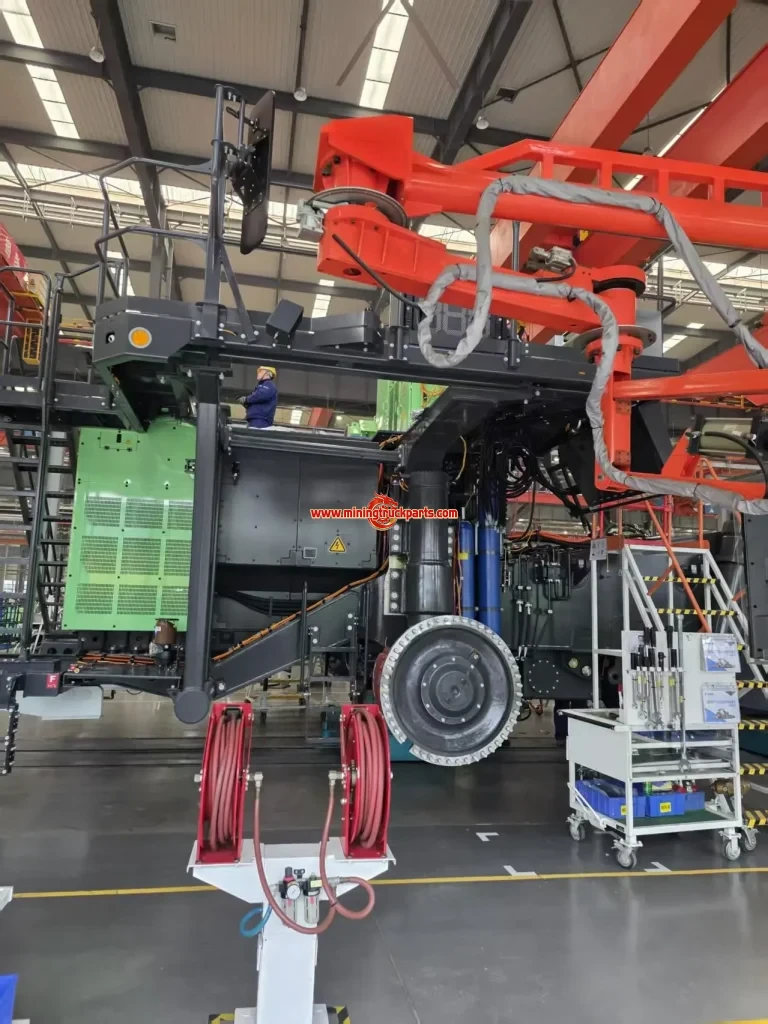 图片[23]-Warehouse-Mining Truck Parts