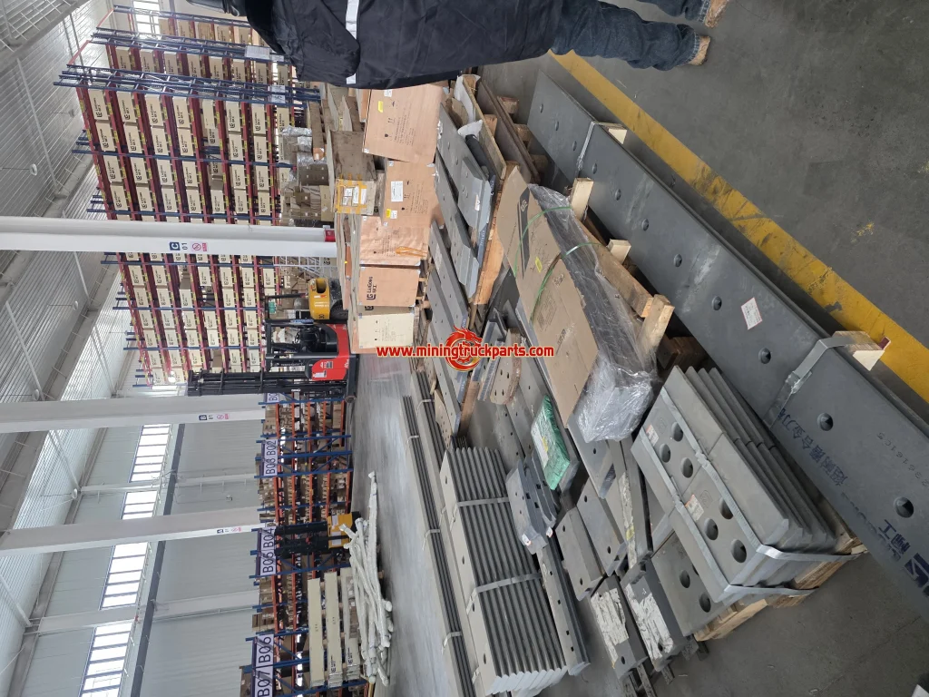 图片[26]-Warehouse-Mining Truck Parts